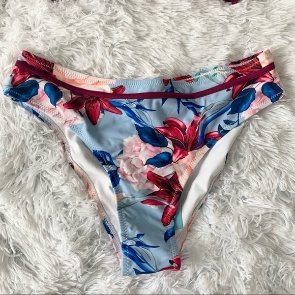 Cupshe NWT Plum Floral Wrap Bikini Full Moulded Cup - Picture 4 of 13